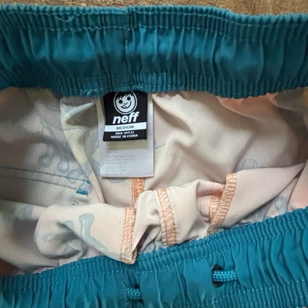 Neff mens‎ shorts Medium